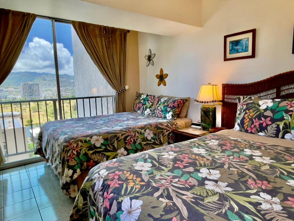 Jenny'S Pineapple Cottage โฮโนลูลู ภายนอก รูปภาพ